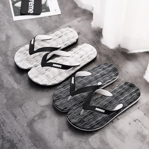 Modern férfi papucs három színben felirattal