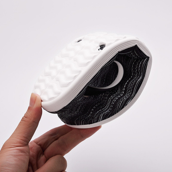 Modern férfi papucs három színben felirattal