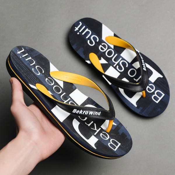 Papuci de bărbați moderni cu model, cu inscripții