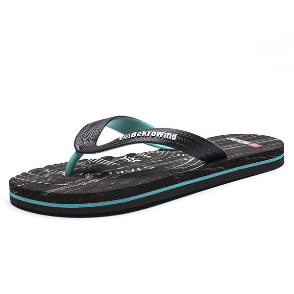 Papuci pentru bărbați cu model modern, cu o inscripție