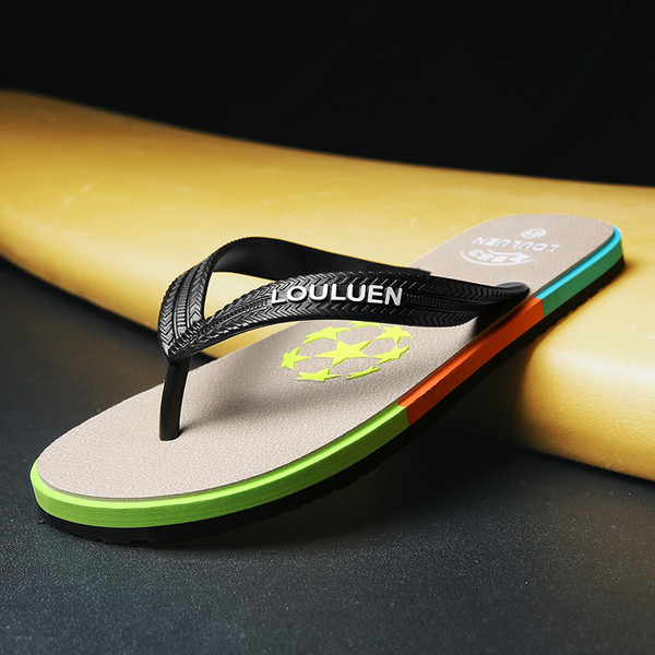 Papuci barbati actuali cu aplicatie si inscriptie