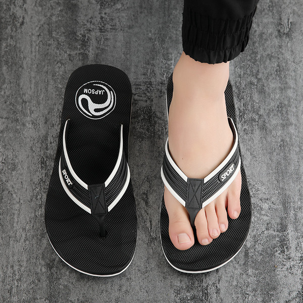 Papuci casual barbatesti cu aplicatie si inscriptie in trei culori