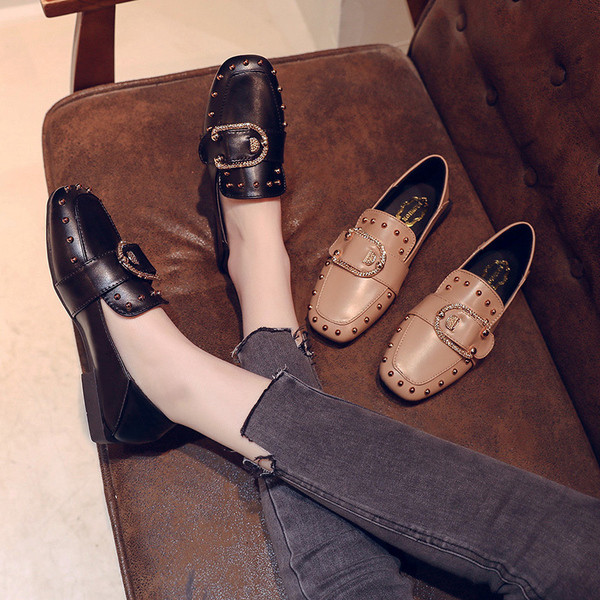 Pantofi de dama cu catarama si ochiuri in doua culori