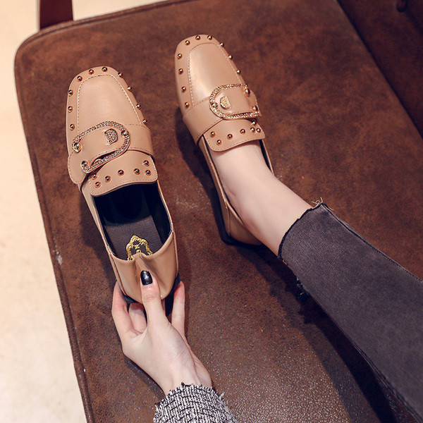 Pantofi de dama cu catarama si ochiuri in doua culori