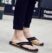 Papuci de vară pentru bărbați în trei culori cu inscripție