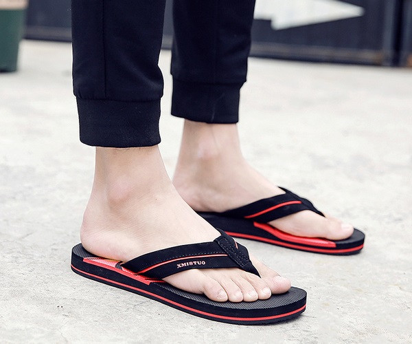 Papuci de vară pentru bărbați în trei culori cu inscripție