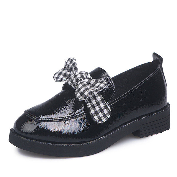 Pantofi dama din piele ecologica cu panglica de culoare neagra