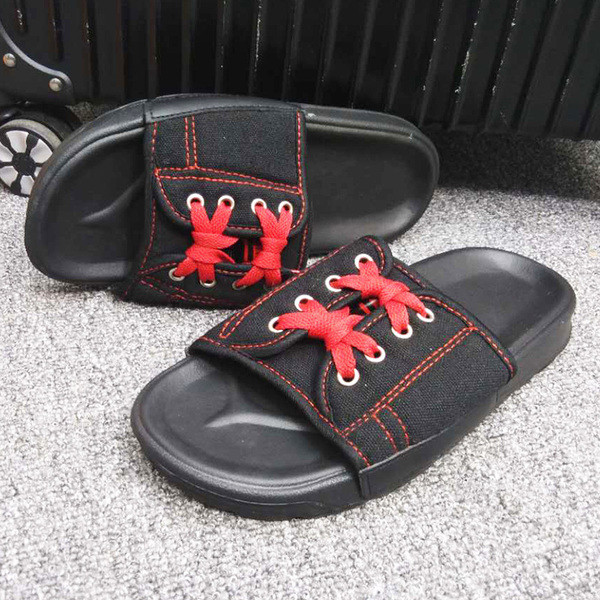 Alkalmi férfi papucs nyakkendővel, két színben