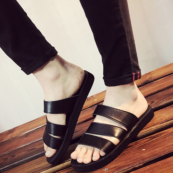 Modern nyári papucs három színben, férfiak és nők számára egyaránt