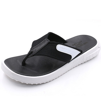 Alkalmi férfi papucs három színben durva talppal