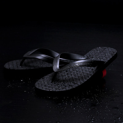 Modern férfi papucs két színben felirattal