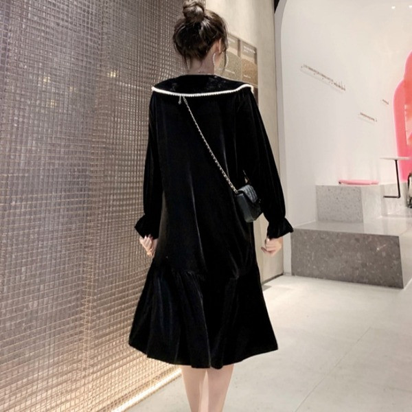 Rochie de dama moderna din catifea de culoare neagra