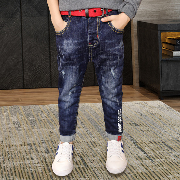 Blugi casual pentru copii pentru baieti cu inscriptie si curea elastica