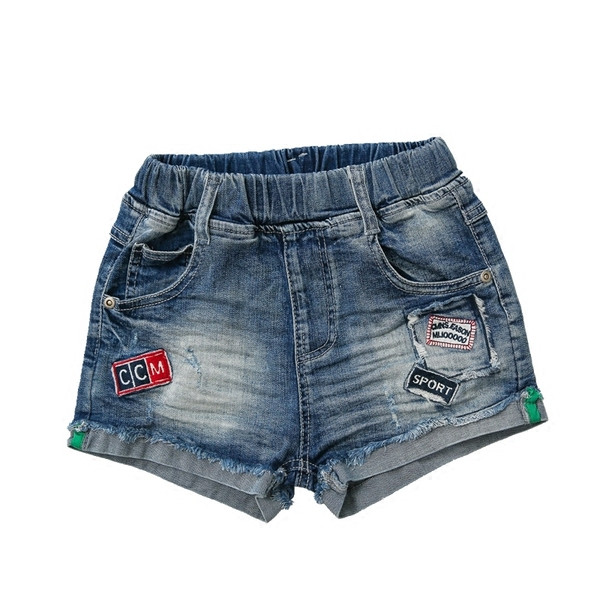 Pantaloni scurți moderni pentru băieți cu emblemă