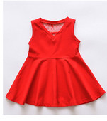 Modern gyerekruha V-nyakkal, két színben