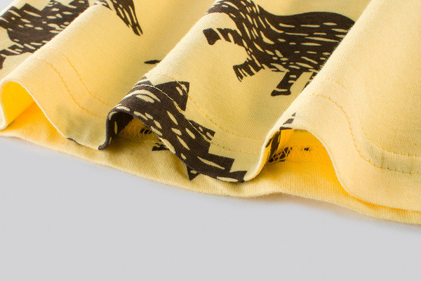 Модерна детска тениска за момчета с апликация