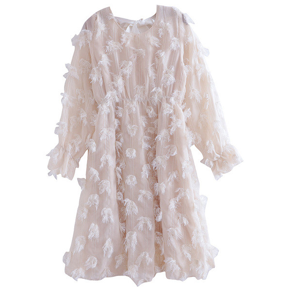 Rochie modernă pentru copii cu mâneci lungi în alb