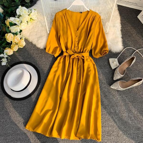 Elegáns hosszú női ruha V-nyakkal, több színben