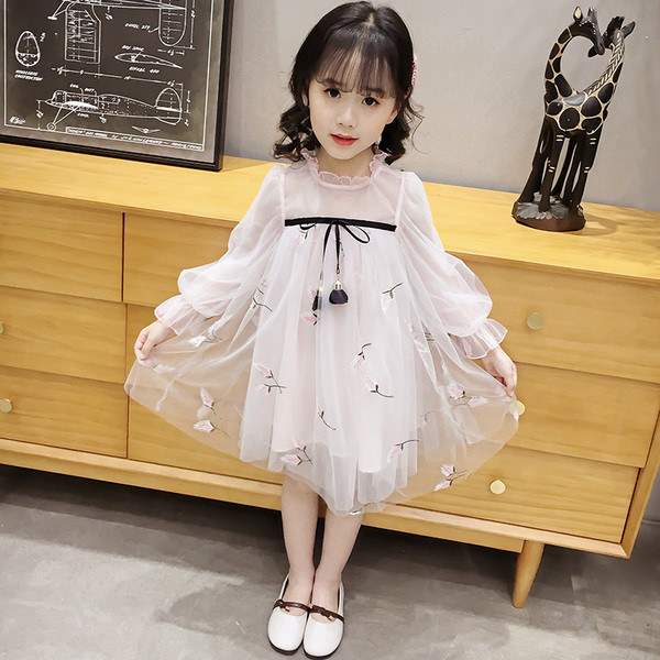 Rochie moderna pentru copii in alb si roz