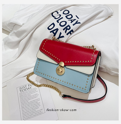 Fém díszítéssel és hosszú füllel ellátott női táska több színben