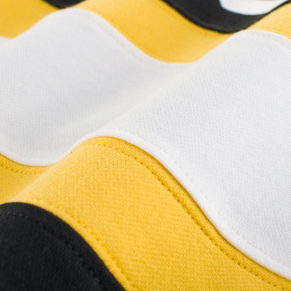 Παιδική σύγχρονη αθλητική φόρμα για αγόρια με εφαρμογή