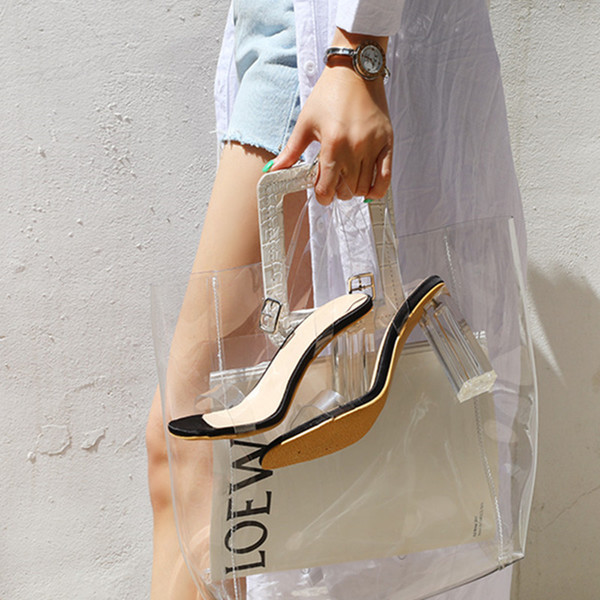 Κομψά γυναικεία παπούτσια με διαφανό τακούνι