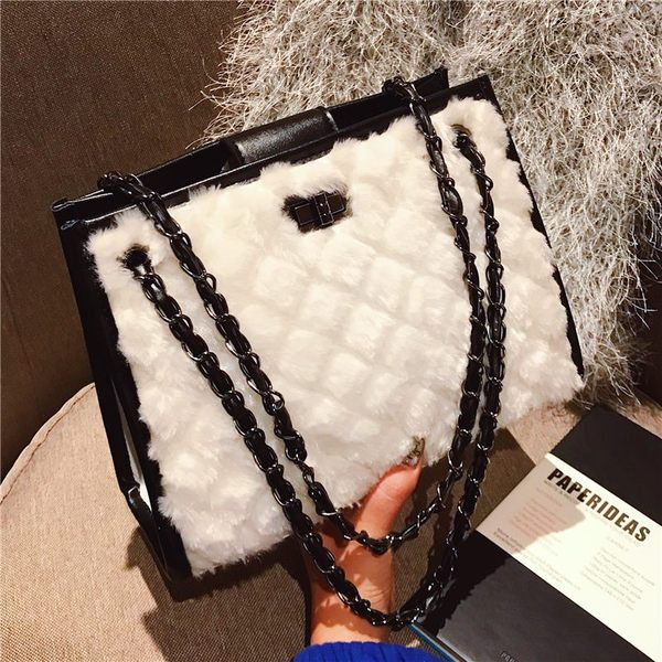 Női pehelytáska hosszú füllel, többféle színben