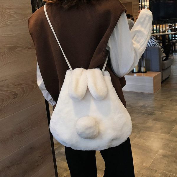 Geantă de puf de damă cu element 3D în trei culori