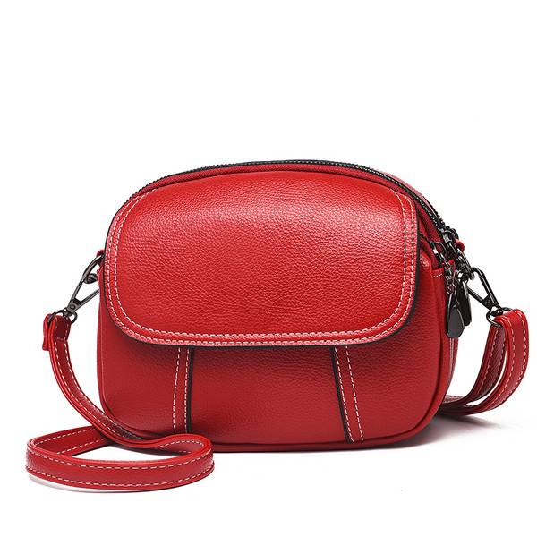 Modern női táska több színben vállra