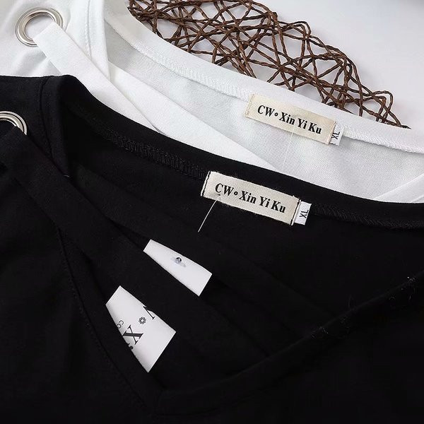 Női alkalmi póló V-nyakkal fehér és fekete színben