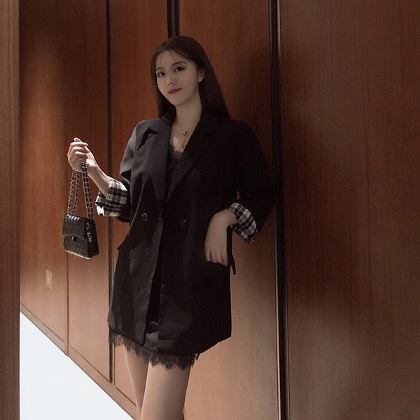 Rochie neagra de dama eleganta cu dantela