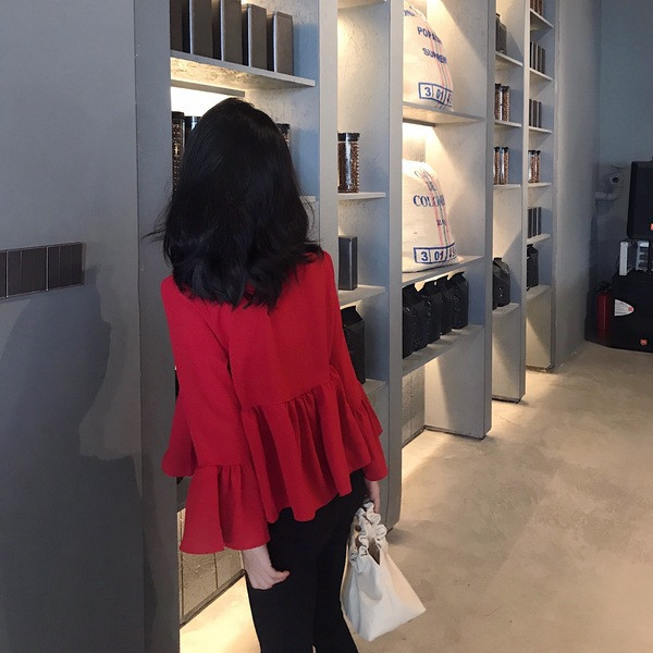 Cămașă elegantă de damă, în două culori, cu mâneci largi