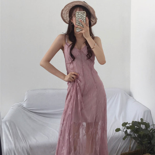 Stílusos női hosszú ruha három színben, vékony pántokkal