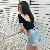 Két színben nyitott női alkalmi póló