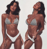 Modern női fürdőruha két részből áll