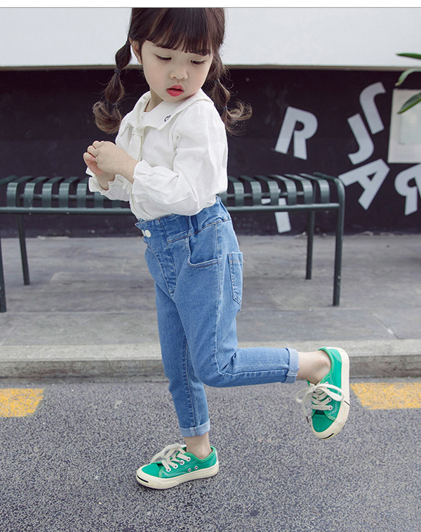 Blugi moderni pentru copii pentru fete cu buzunare si nasturi