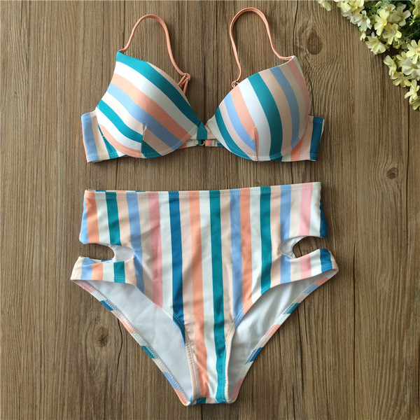 Costum de baie modern de dama cu pantaloni cu talie inalta