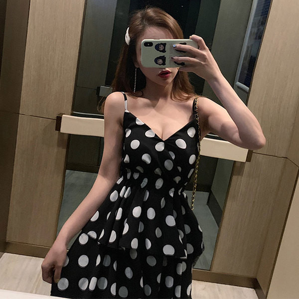 Rochie casual de dama cu buline in negru