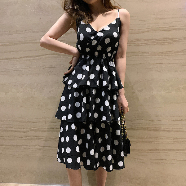 Rochie casual de dama cu buline in negru