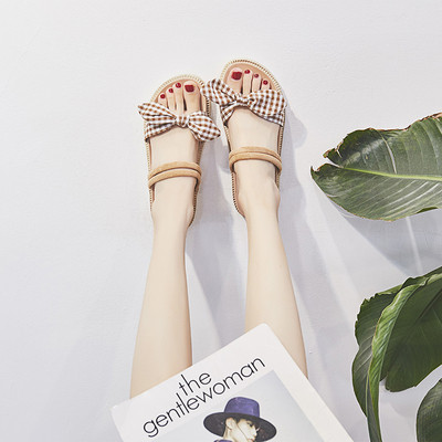 Alkalmi női szandál szalaggal, három színben