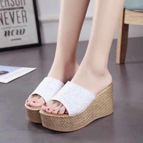 Modern női magas sarkú papucs három színben, ragyogó hatással