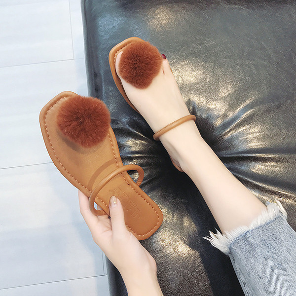 Női modern papucs három színben pehelytal