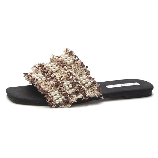 Modern női papucs díszgyöngyökkel, három színben