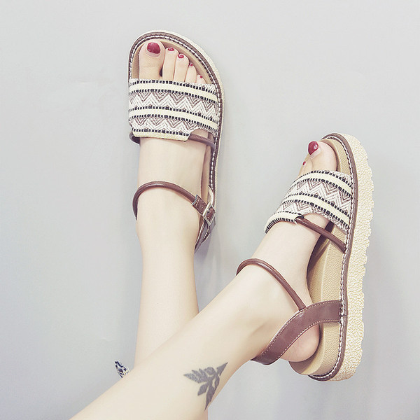 Sandale de damă topice în două culori