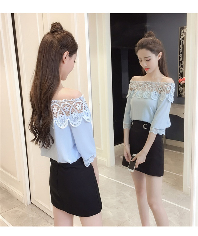 Modern női blúz csipkével és ejtett ujjú kék színben