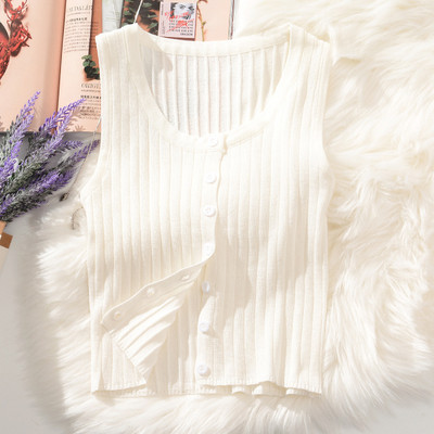 Női felső három színben, gombokkal