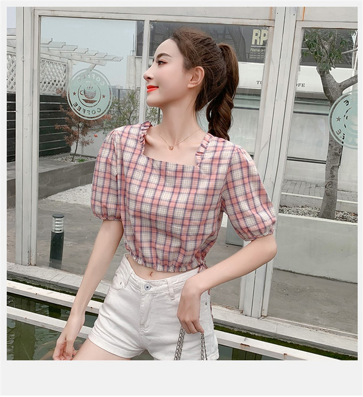 Bluză scurtă de damă în carouri, stilată, în două culori