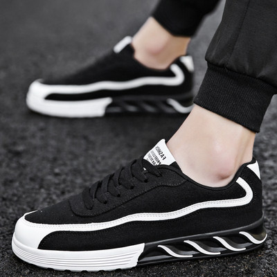 Férfi tornacipők érdekes modellekben fekete, szürke és piros színben