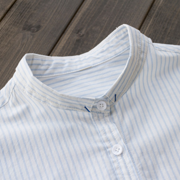 Cămașă modernă de damă cu dungi în două culori