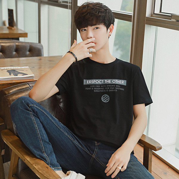 Modern férfi póló három színben feliratokkal